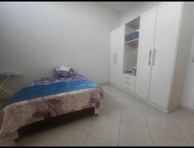 5 BEDROOM HOUSE FOR SALE IN LAUDIUM